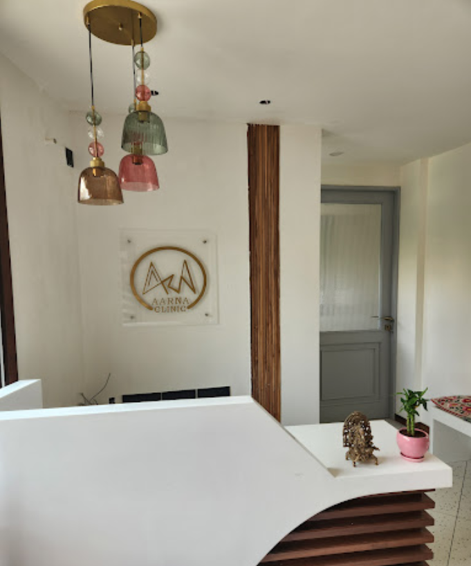 Aarna Orthopaedic Clinic interior